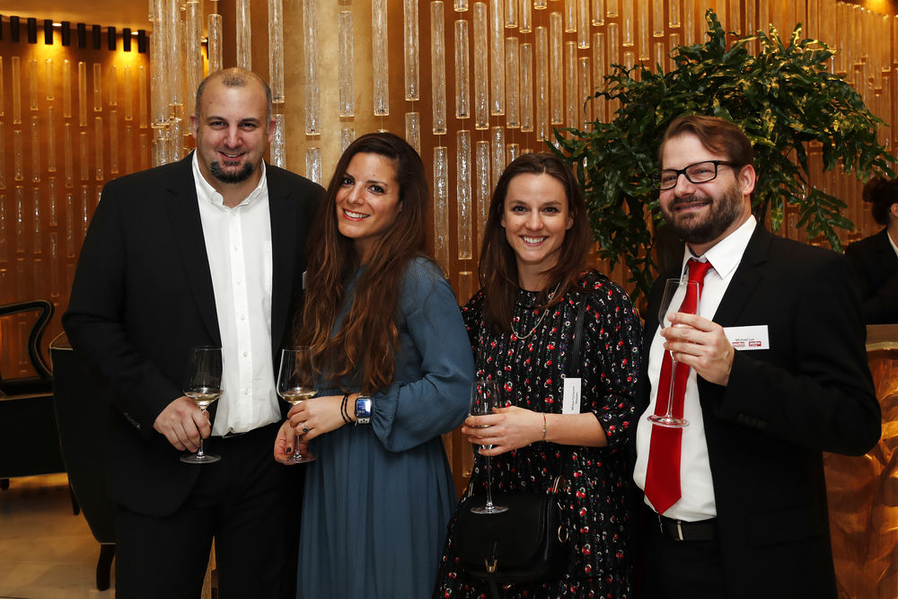 Fabio Schoch (auto-illustrierte), Francesca Cimino und Miriam Tschachtli (beide Starcom), Michael Lux (auto-illustrierte).