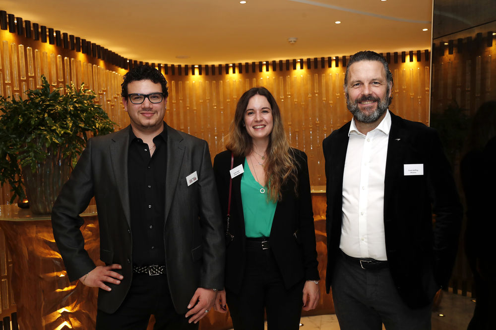 Koray Adigüzel (auto-illustrierte), Sandra Zippo (Skoda) und Frank Steffling (McLaren).