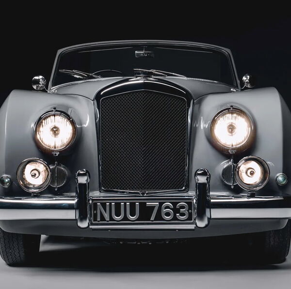Bentley de James Bond 
