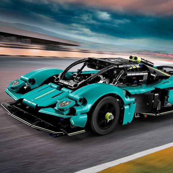 Lego Aston Martin Valkyrie