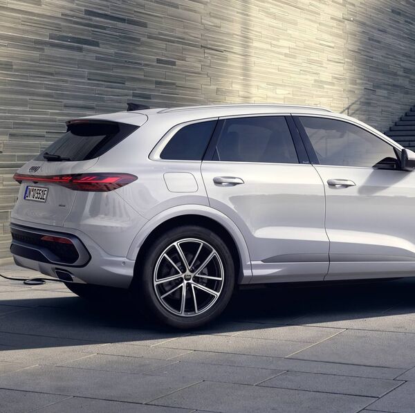 New Audi Q5 – Jetzt auch mit Stecker 