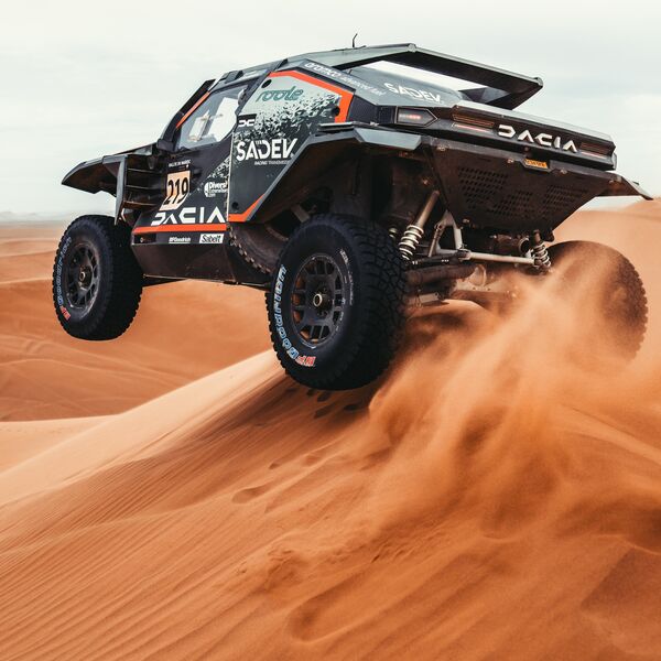 Dacia Sandriders: victoire dans le sable
