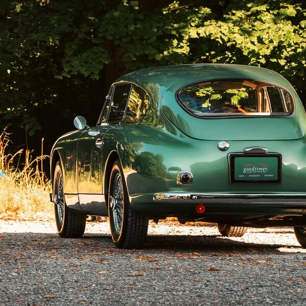 Aston Martin DB2/4 – Understated fast 